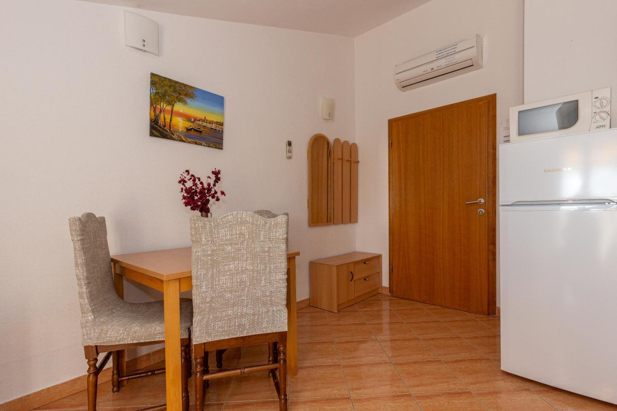 Apartments Dalmata บีโอกราดนาโมรู ภายนอก รูปภาพ